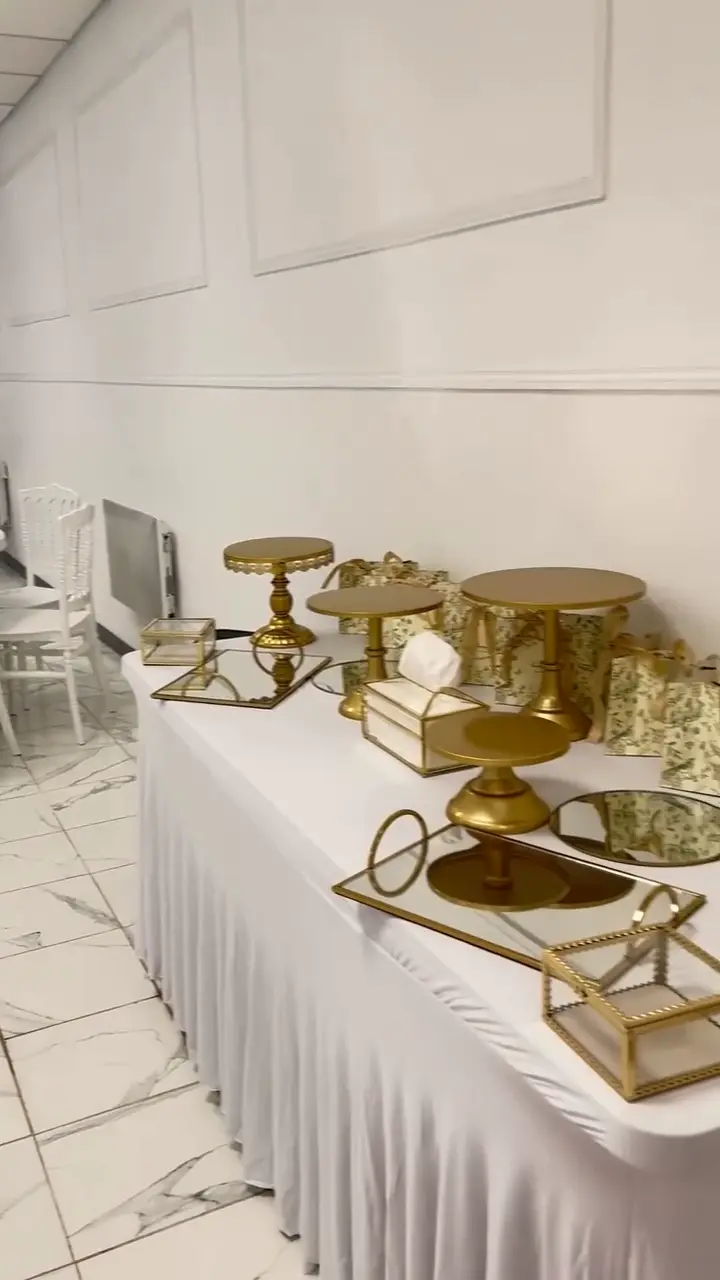 Sweet table dorée